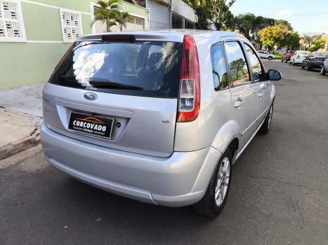 FORD Fiesta Hatch 1.6, Foto 3