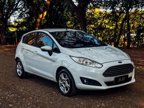 FORD Fiesta Hatch 1.6, Foto 1