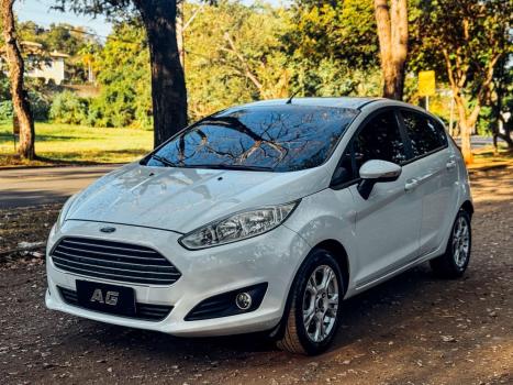 FORD Fiesta Hatch 1.6, Foto 2