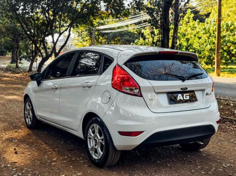 FORD Fiesta Hatch 1.6, Foto 11