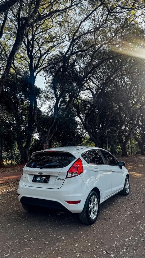 FORD Fiesta Hatch 1.6, Foto 12