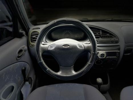 FORD Fiesta Hatch 1.0, Foto 6