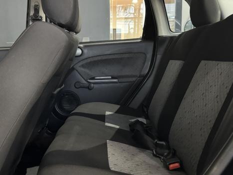 FORD Fiesta Hatch 1.6, Foto 6