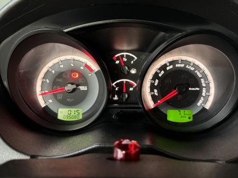FORD Fiesta Hatch 1.6, Foto 10