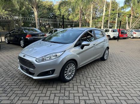 FORD Fiesta Hatch 1.6 16V 4P FLEX TITANIUM POWERSHIFT AUTOMTICO, Foto 2