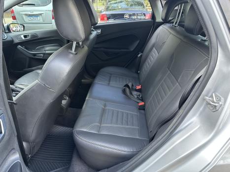 FORD Fiesta Hatch 1.6 16V 4P FLEX TITANIUM POWERSHIFT AUTOMTICO, Foto 8