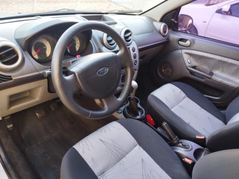 FORD Fiesta Hatch 1.6 4P FLEX, Foto 6
