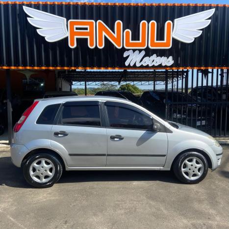 FORD Fiesta Hatch 1.6 4P, Foto 2