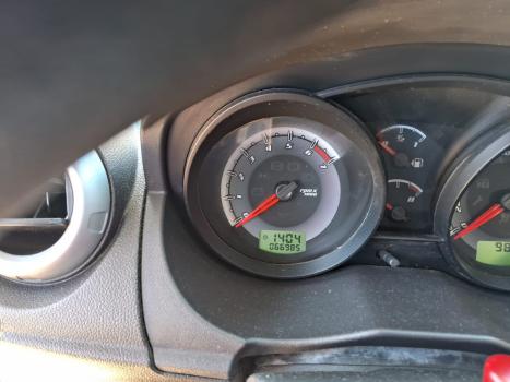 FORD Fiesta Hatch 1.6 4P FLEX, Foto 3