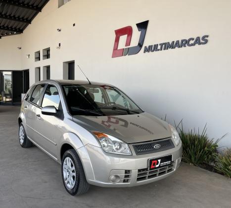 FORD Fiesta Hatch 1.6 4P FLEX, Foto 2