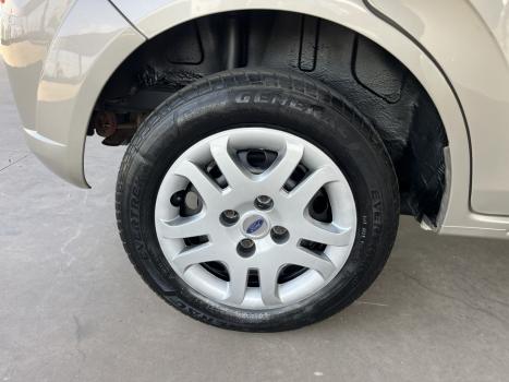 FORD Fiesta Hatch 1.6 4P FLEX, Foto 15
