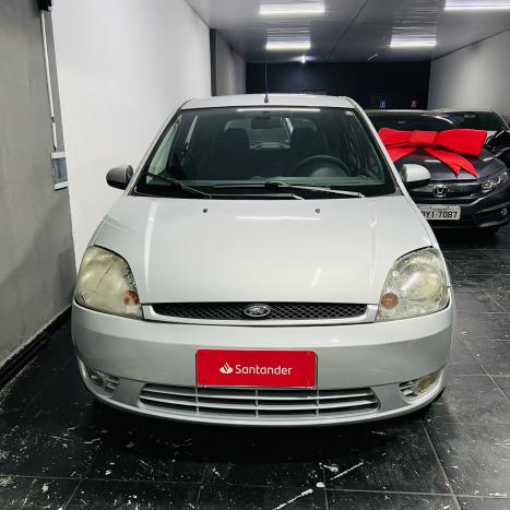 FORD Fiesta Hatch 1.6, Foto 2