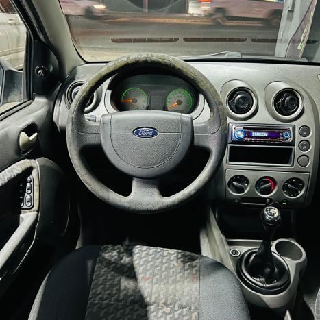 FORD Fiesta Hatch 1.6, Foto 7