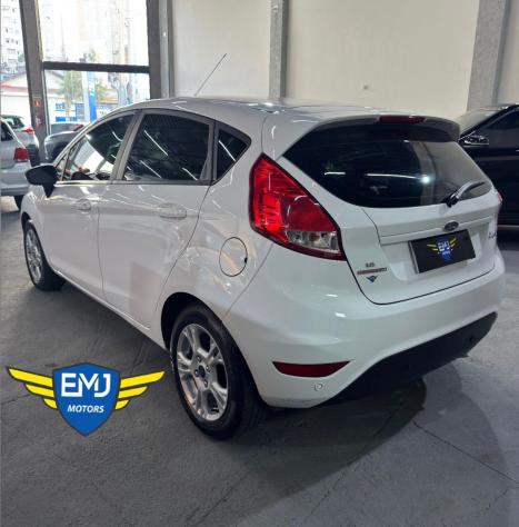 FORD Fiesta Hatch 1.6 16V 4P FLEX SE POWERSHIFT AUTOMTICO, Foto 4