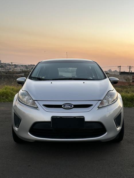 FORD Fiesta Hatch 1.6 16V 4P SE FLEX, Foto 4