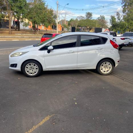 FORD Fiesta Hatch 1.5 16V 4P S FLEX, Foto 4