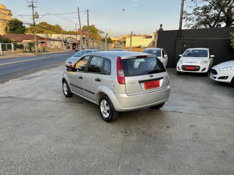 FORD Fiesta Hatch 1.6 4P FLEX, Foto 6