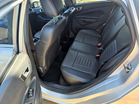 FORD Fiesta Hatch 1.6 16V 4P FLEX TITANIUM POWERSHIFT AUTOMTICO, Foto 5