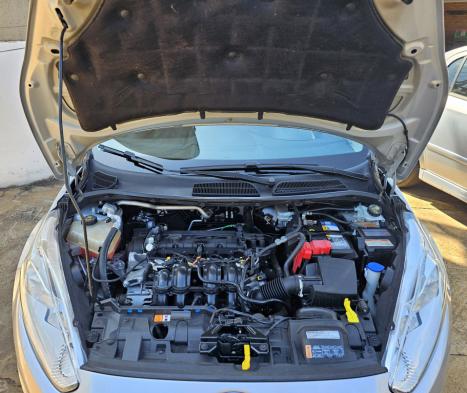 FORD Fiesta Hatch 1.6 16V 4P FLEX TITANIUM POWERSHIFT AUTOMTICO, Foto 6