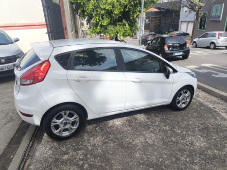 FORD Fiesta Hatch 1.5 16V 4P SE FLEX, Foto 4