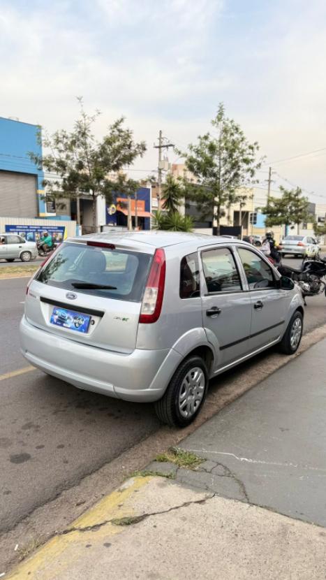FORD Fiesta Hatch 1.0 4P, Foto 3