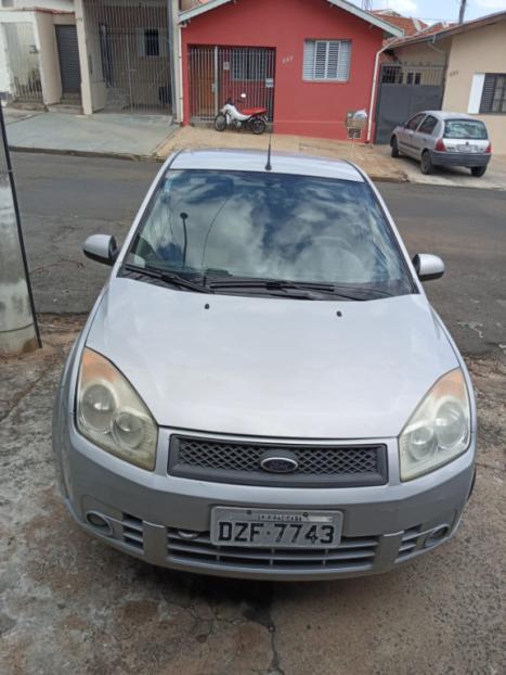 FORD Fiesta Sedan 1.6 16V 4P SE FLEX, Foto 4