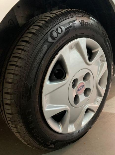FORD Fiesta Sedan 1.6 4P ROCAM FLEX, Foto 11