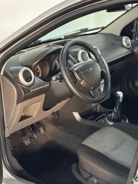 FORD Fiesta Sedan 1.6 4P FLEX, Foto 7
