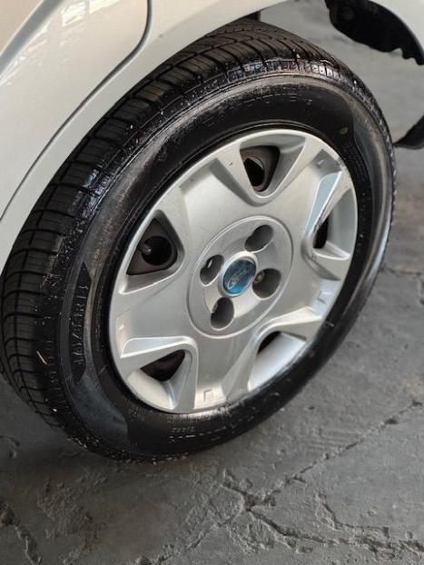 FORD Fiesta Sedan 1.6 4P FLEX, Foto 10