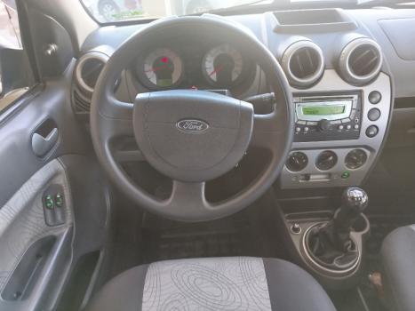 FORD Fiesta Sedan 1.6 4P FLEX, Foto 9