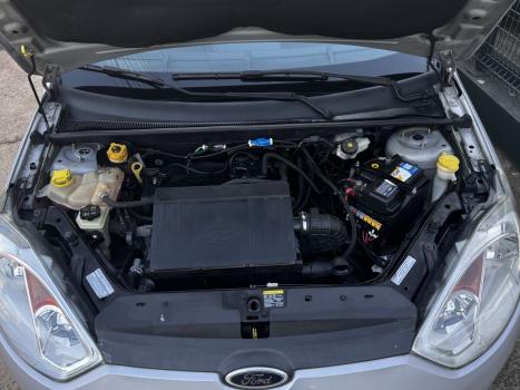 FORD Fiesta Sedan 1.6 4P ROCAM FLEX, Foto 30