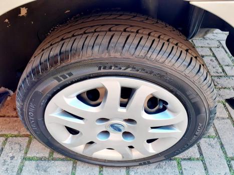 FORD Fiesta Sedan 1.6 4P ROCAM FLEX, Foto 9