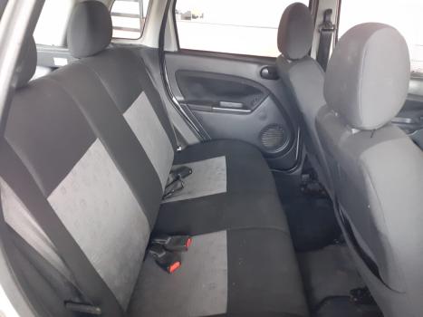 FORD Fiesta Sedan 1.6 4P ROCAM FLEX, Foto 6