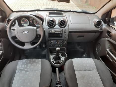 FORD Fiesta Sedan 1.6 4P ROCAM FLEX, Foto 7