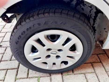 FORD Fiesta Sedan 1.6 4P ROCAM FLEX, Foto 11