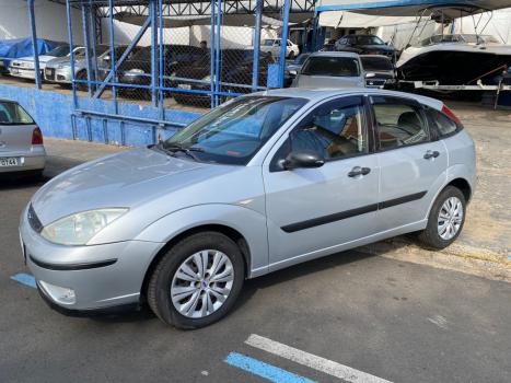 FORD Focus Hatch 1.6 4P, Foto 3