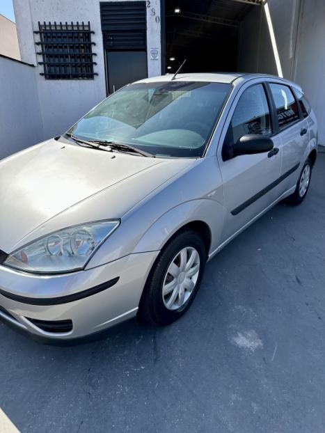 FORD Focus Hatch 1.6 16V 4P FLEX GL, Foto 2