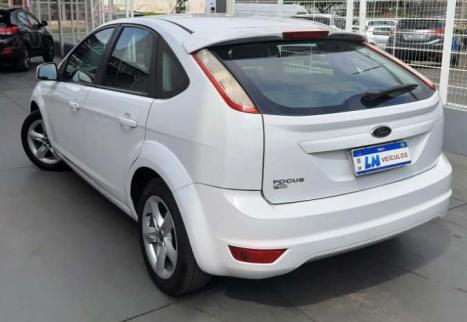 FORD Focus Hatch 1.6 4P FLEX GL, Foto 5