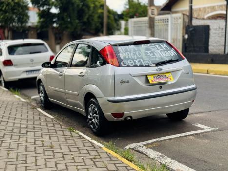 FORD Focus Hatch 1.6 16V 4P FLEX GL, Foto 3