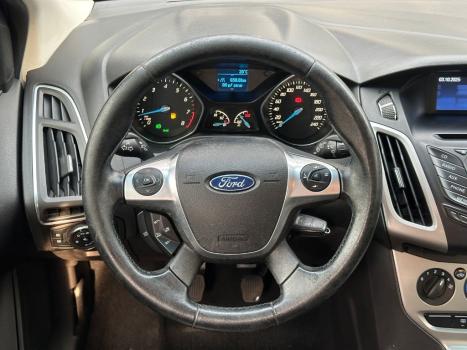 FORD Focus Hatch 1.6 16V 4P SE FLEX, Foto 9