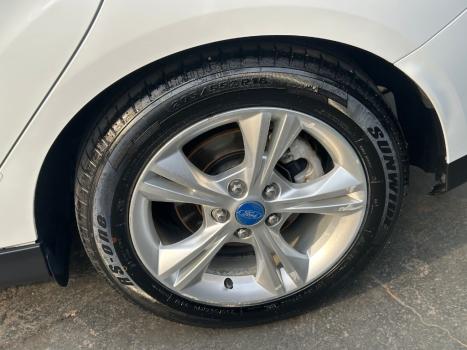 FORD Focus Hatch 1.6 16V 4P SE FLEX, Foto 13