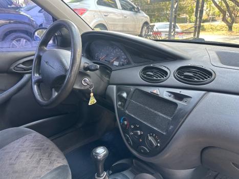 FORD Focus Hatch 1.8 16V 4P, Foto 5