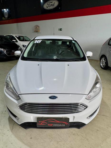 FORD Focus Hatch 2.0 16V 4P FLEX TITANIUM POWERSHIFT AUTOMTICO, Foto 3