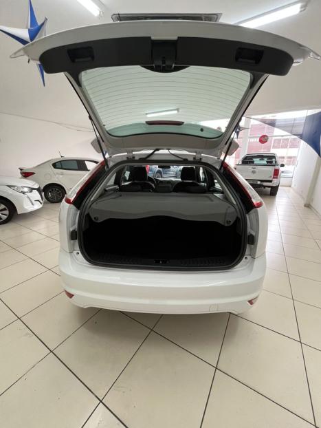 FORD Focus Hatch 2.0 16V 4P FLEX AUTOMTICO, Foto 11