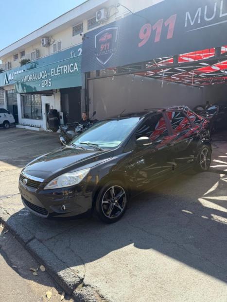 FORD Focus Sedan 1.6 16V 4P GL FLEX, Foto 2