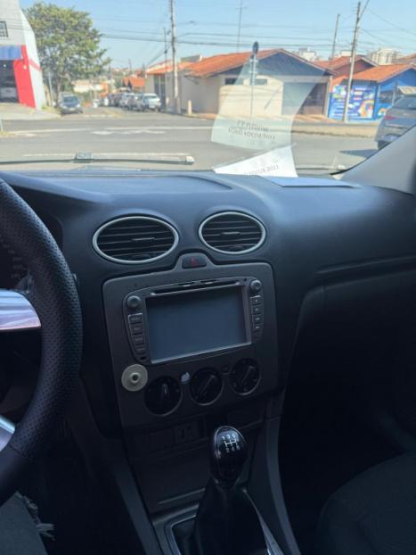 FORD Focus Sedan 1.6 16V 4P GL FLEX, Foto 11
