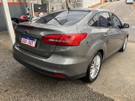 FORD Focus Sedan 2.0 16V 4P FLEX SE POWERSHIFT AUTOMTICO, Foto 3