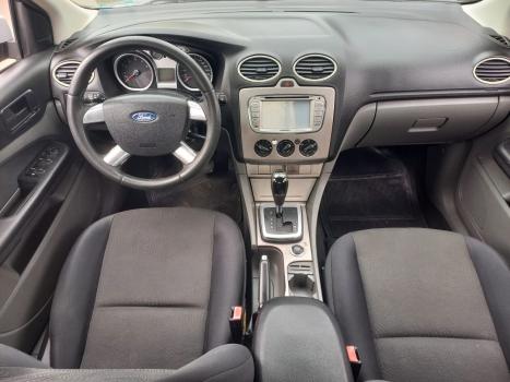 FORD Focus Sedan 2.0 16V 4P, Foto 15