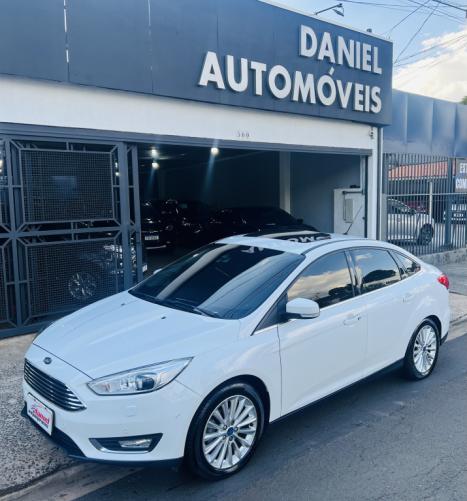 FORD Focus Sedan 2.0 16V 4P FLEX TITANIUM PLUS FASTBACK POWERSHIFT AUTOMTICO, Foto 1