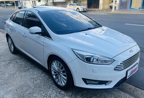 FORD Focus Sedan 2.0 16V 4P FLEX TITANIUM PLUS FASTBACK POWERSHIFT AUTOMTICO, Foto 3